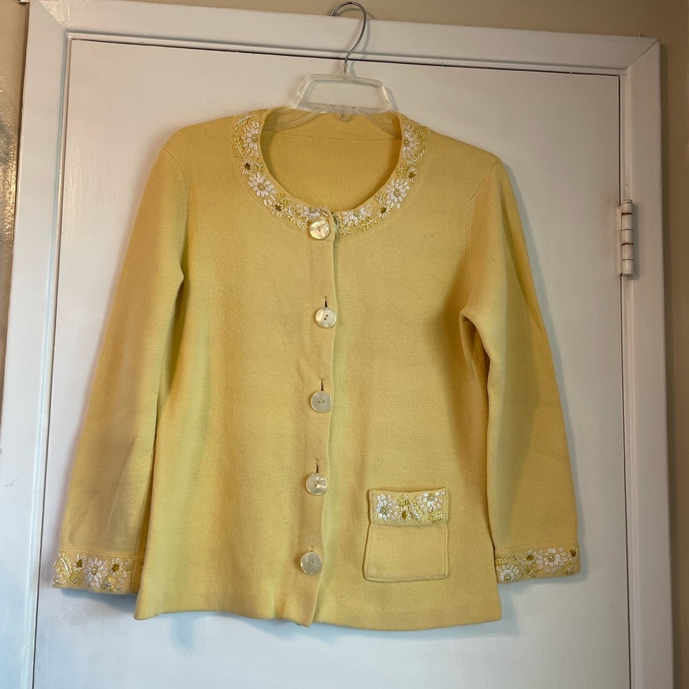 Cutest.Vintage.Sweater.EVER.